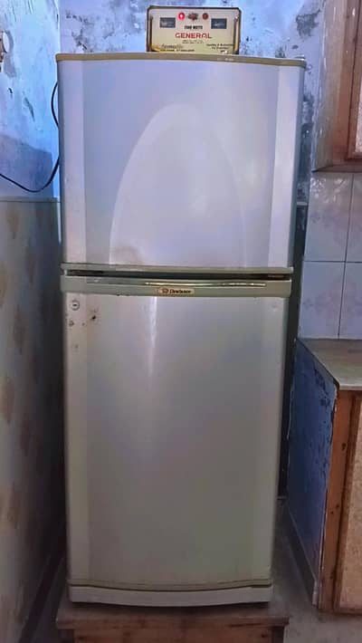 Dawlance refrigerator for sale in good condition