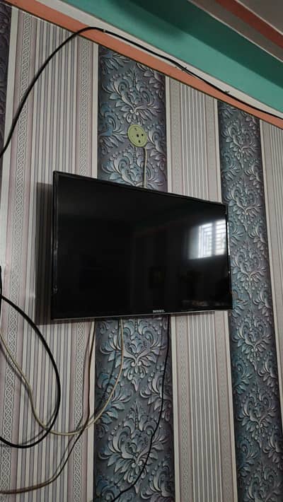 Nobel led Tv