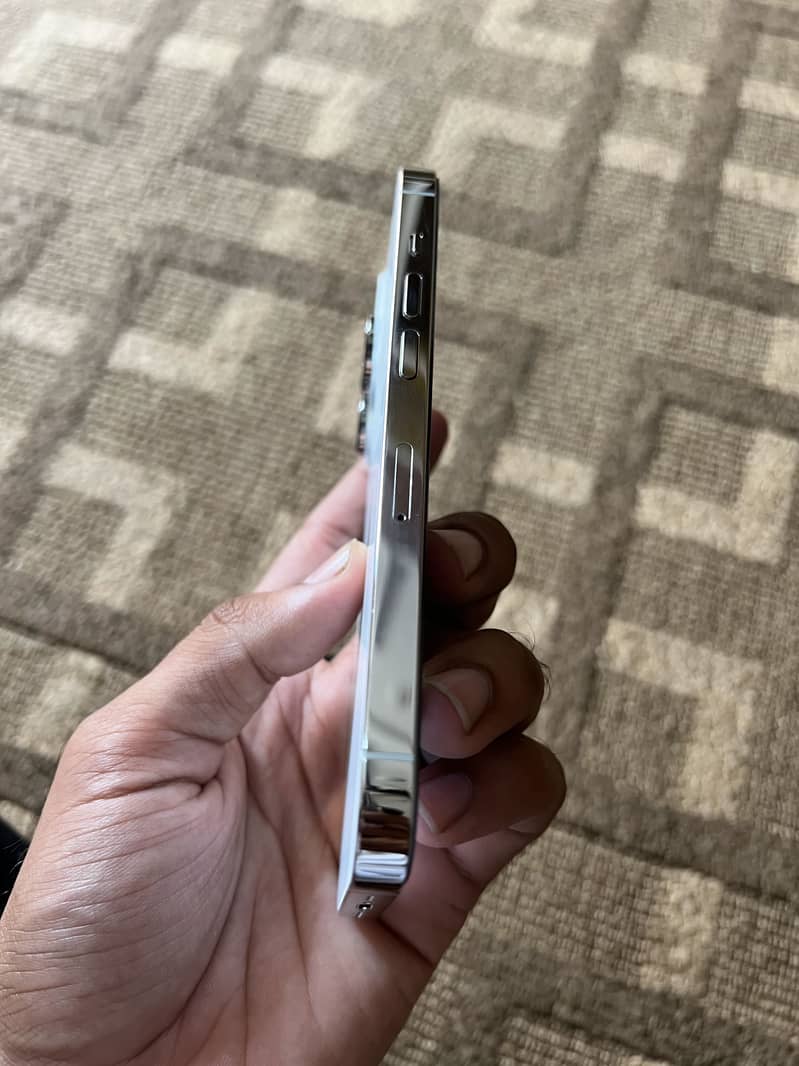 Iphone 14 pro 3