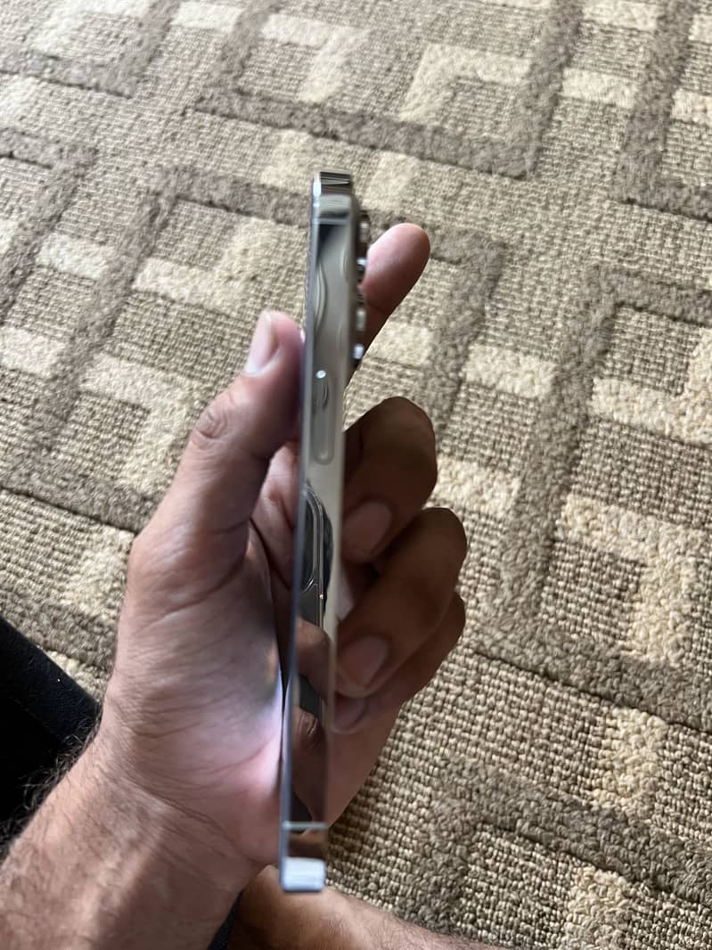 Iphone 14 pro 4