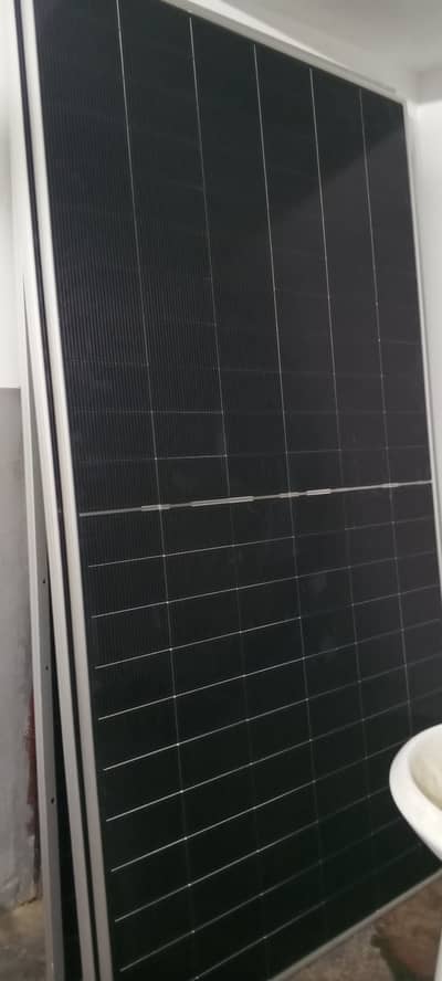 2 Jinko solar Panel 720 watt new