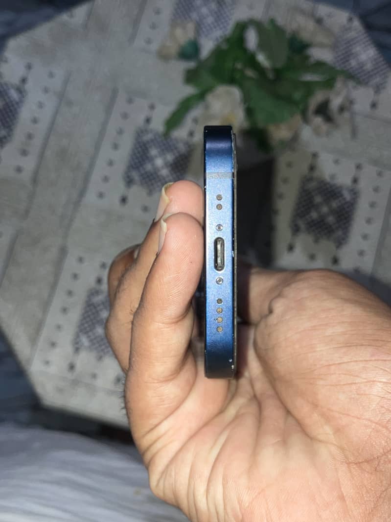 Apple iPhone 12 mini 2