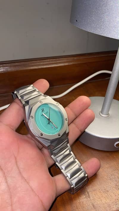 SILVER COLOUR WATCH