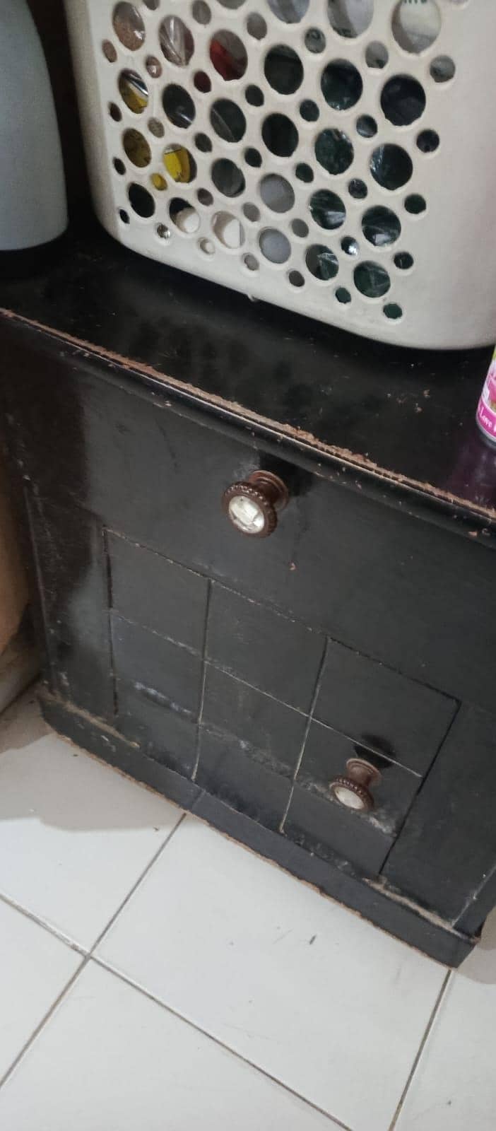 Bed for Sell, 3