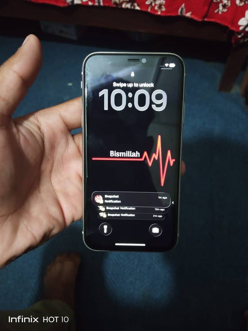 Apple iPhone 11 6