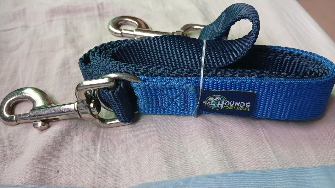Dogs puppies cats collers harness & Leaches — photo 8