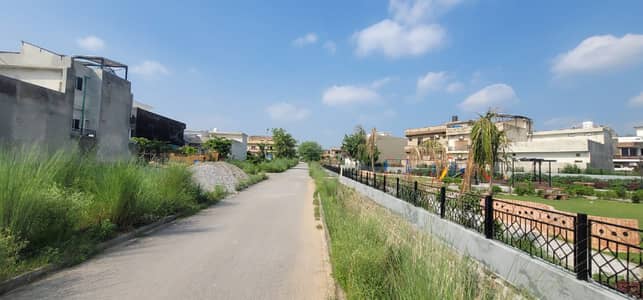 Cheapest Plot in SOan GARden at Main Canal Road Block F 40/90