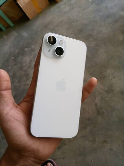 Apple iPhone 15