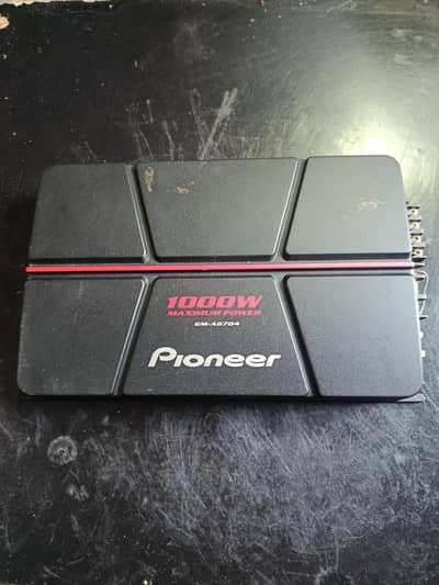 pioneer. 1.000 watt model  GM A. 6704.