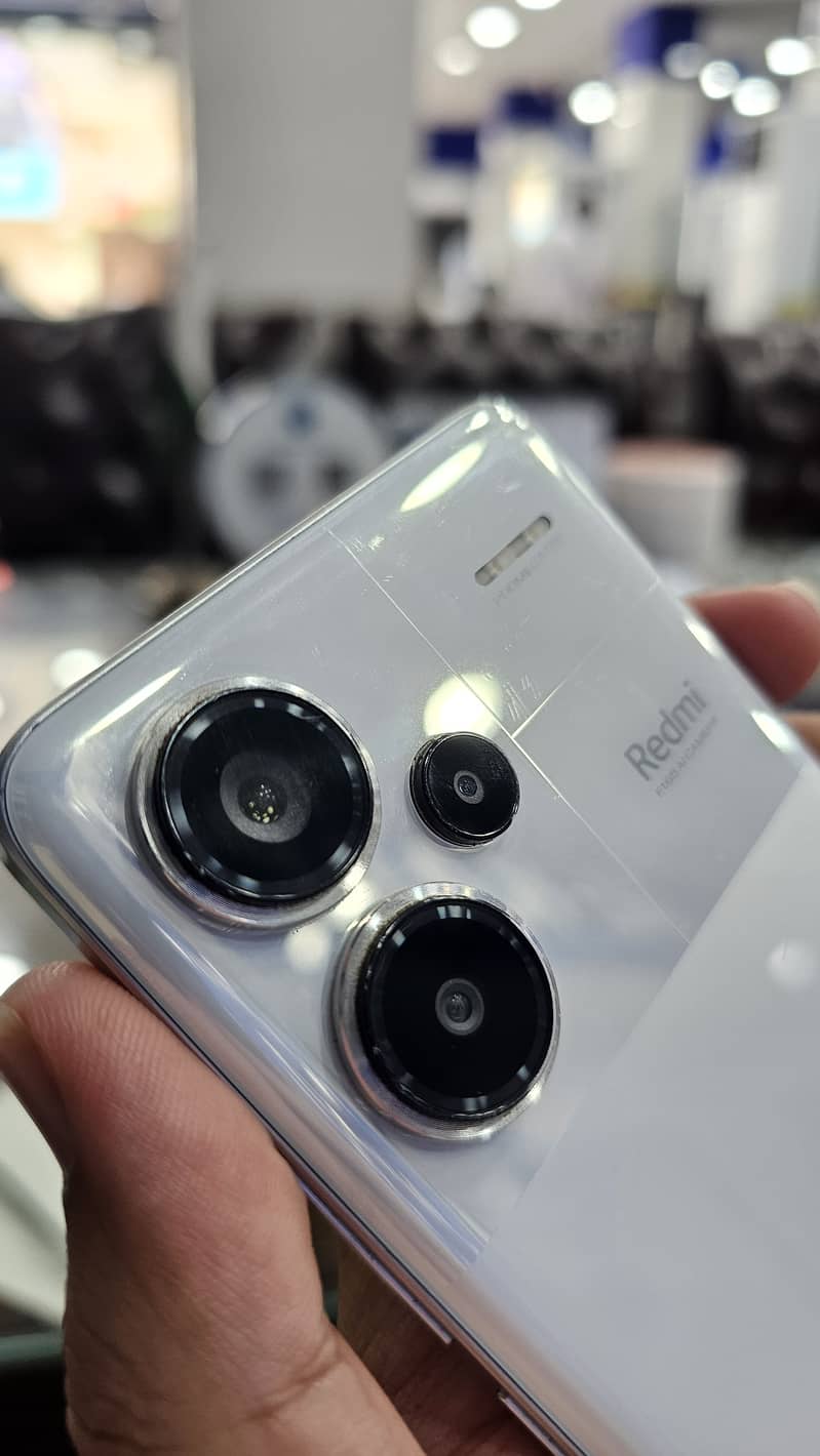 Redmi Note 13 Pro + 1