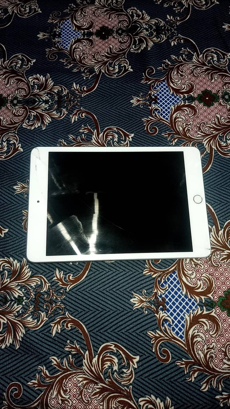 Ipad mini 5 64Gb 7