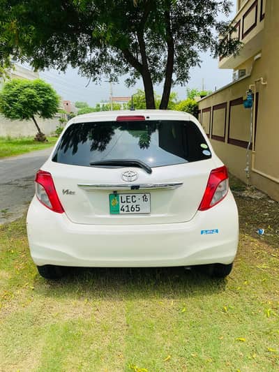Toyota Vitz 2013 Automatic 990cc |Registered 2016| Family used