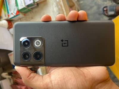 One Plus 10 Pro