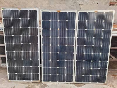 Selling 3 panels of 150 watt.