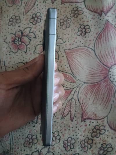 sharp aqus r7 mobile