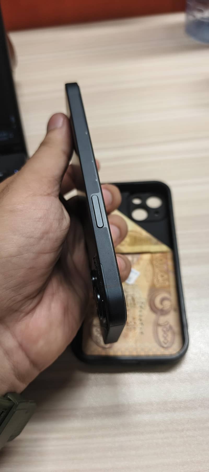 iPhone 14 1