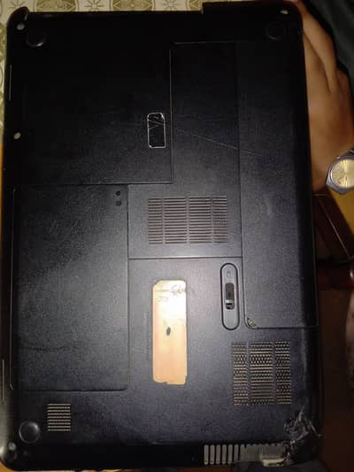 HP 1000 Notebook laptop/core i3 2nd Gen /6GB RAM /500GB HDD
