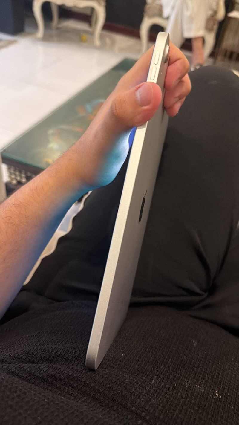 Ipad 10th generation 4
