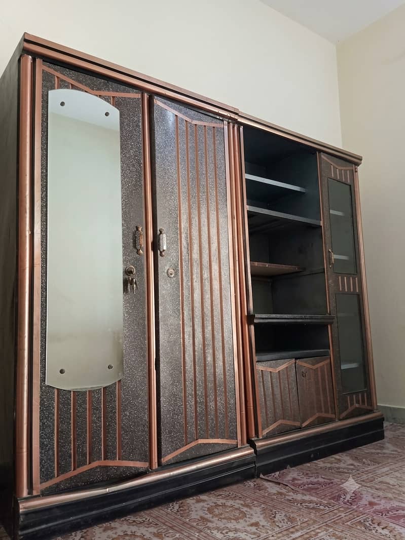 Bed+wardrobe 0