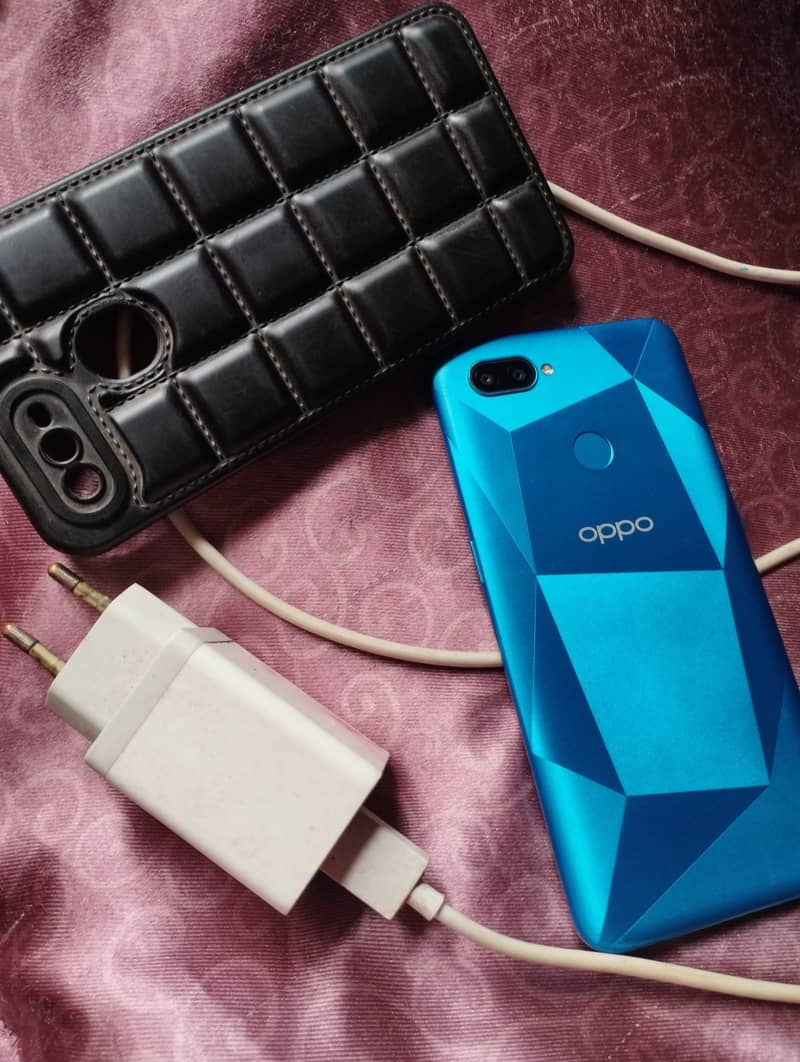 OPPO A12 0
