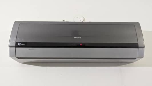 GREE 1.5 Ton Inverter AC – Excellent Condition