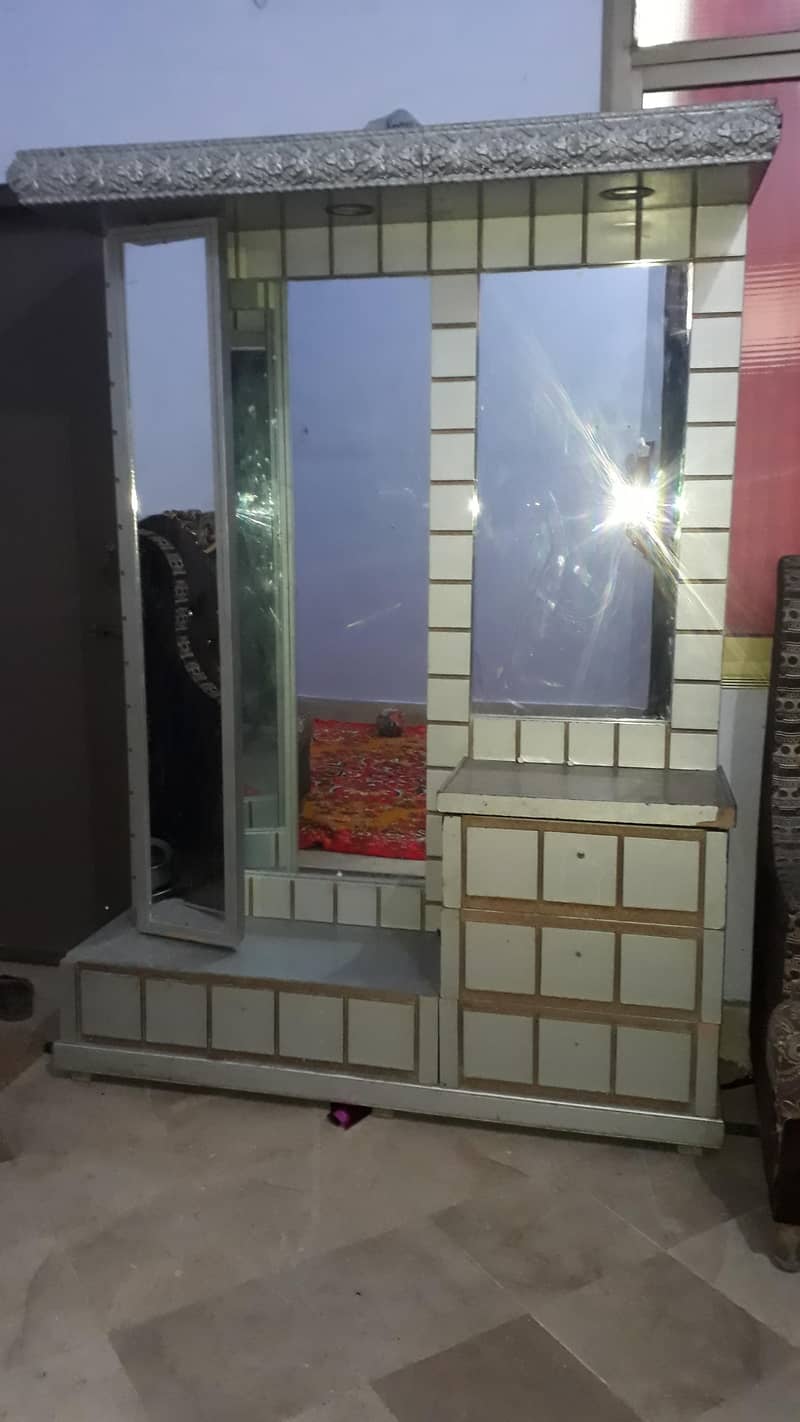 dressing table 90%off 14