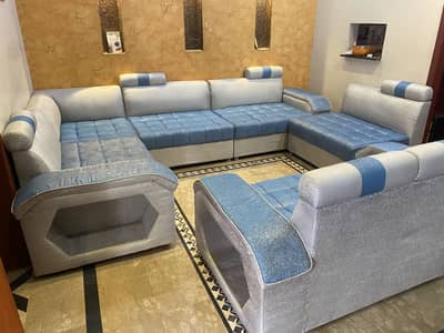 Fixed price. urgent sell 10 seater sofa