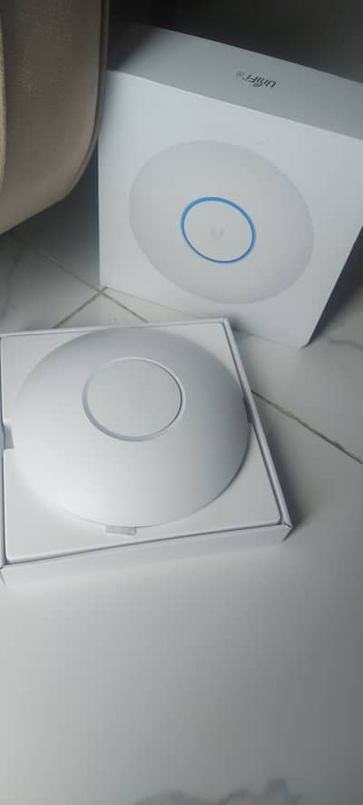 Unifi6 ubiquiti U6-LR