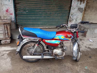motorcycle sell in used condition. in low demand