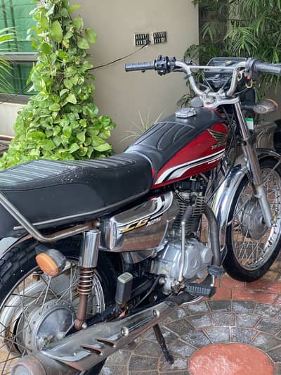 Honda 125 special silver edition for sale