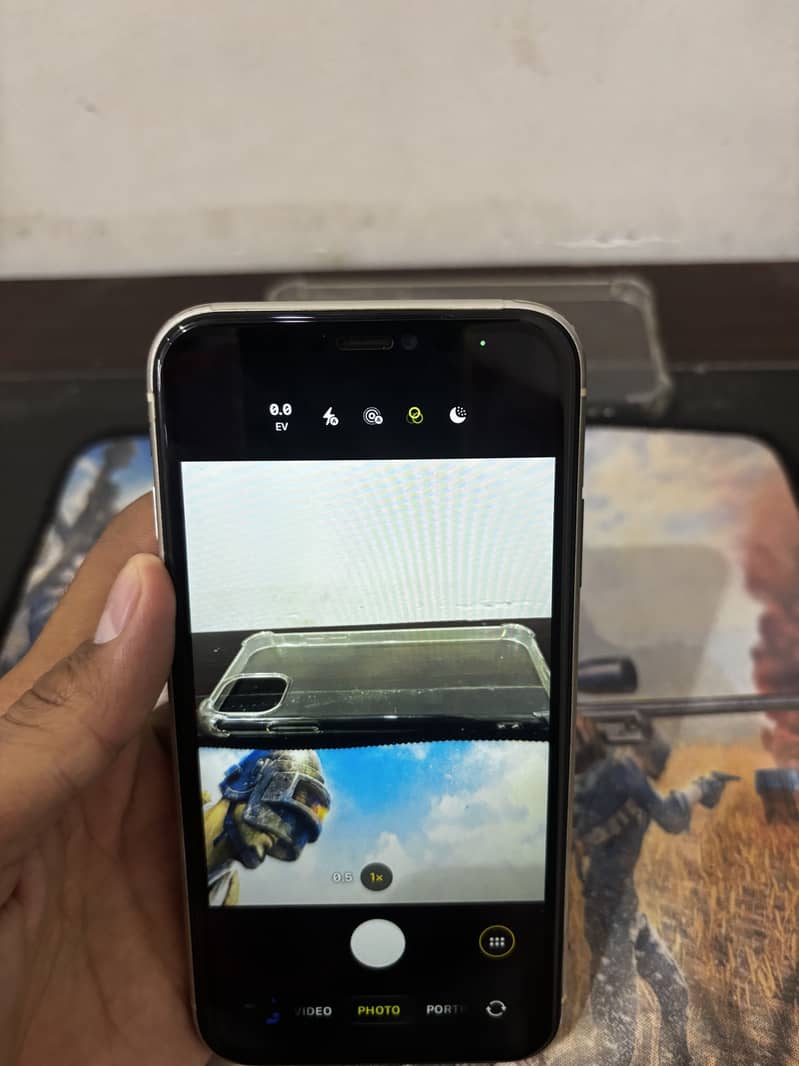 Apple iPhone 11 7