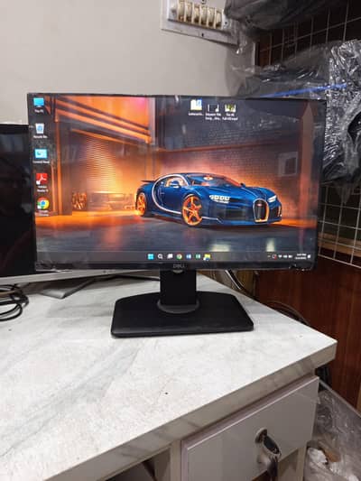 Dell 23" Borderless IPS LED Monitor with Hydraulic Stand |Fresh Import