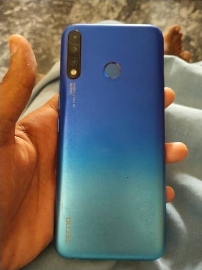 Tecno Spark 4