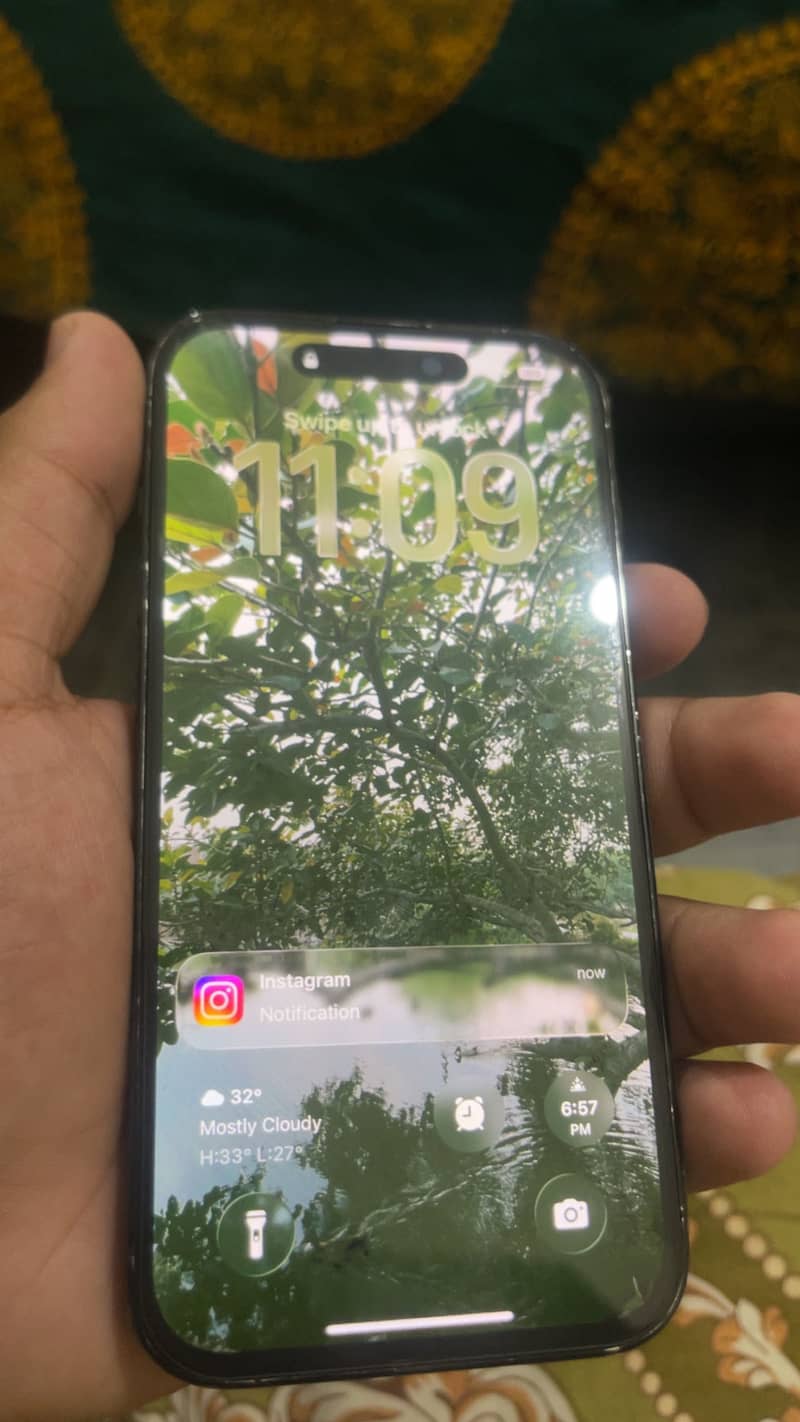 Apple iPhone 14 Pro 1