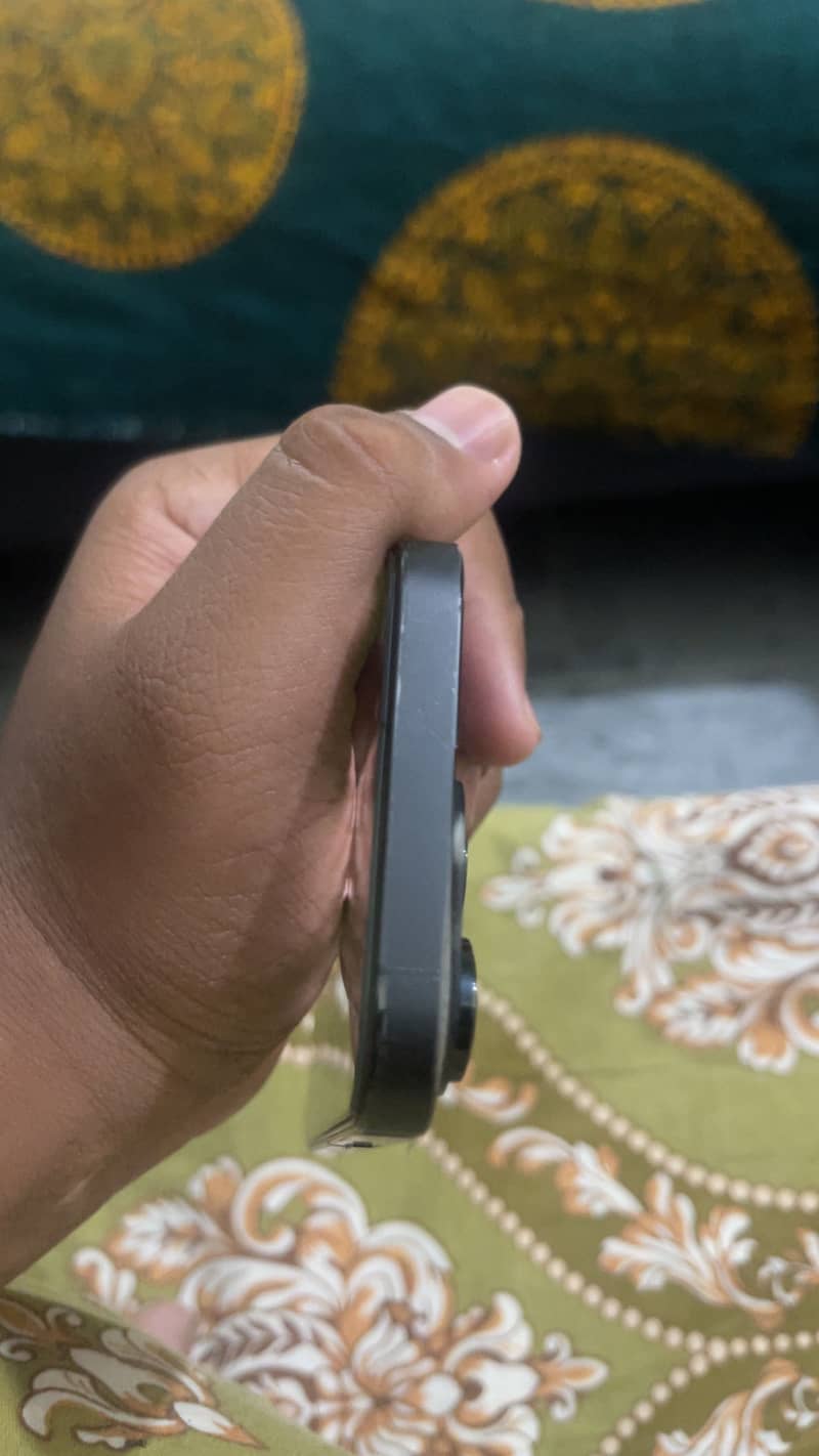 Apple iPhone 14 Pro 3