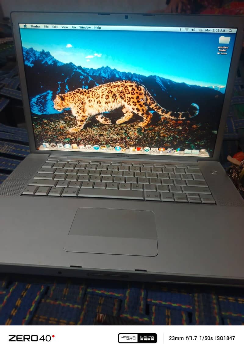 Macbook pro 1