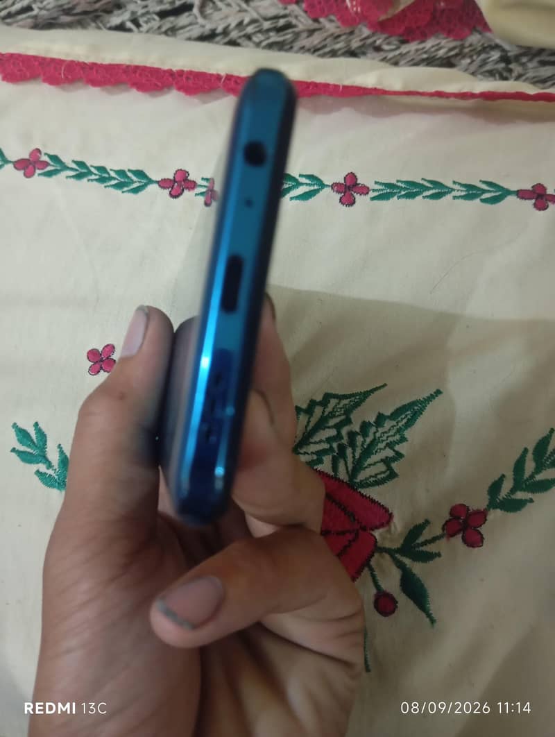 Dcode Bold 4