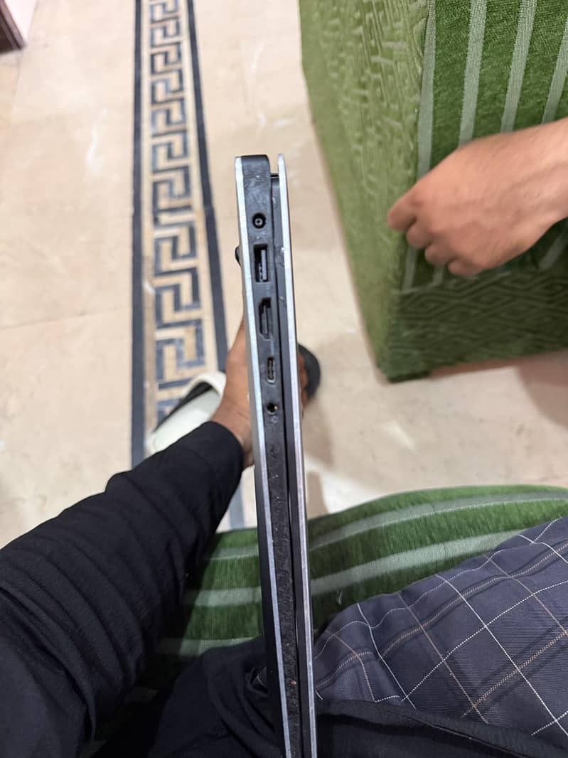 Dell laptop 3