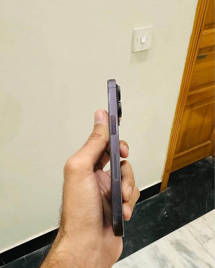 iphone 14 pro jv 1