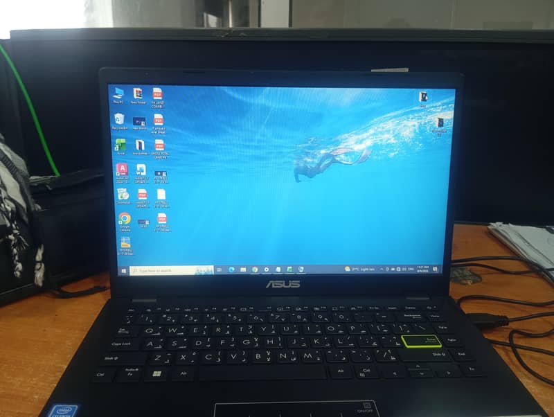 ASAUS E410MA 5