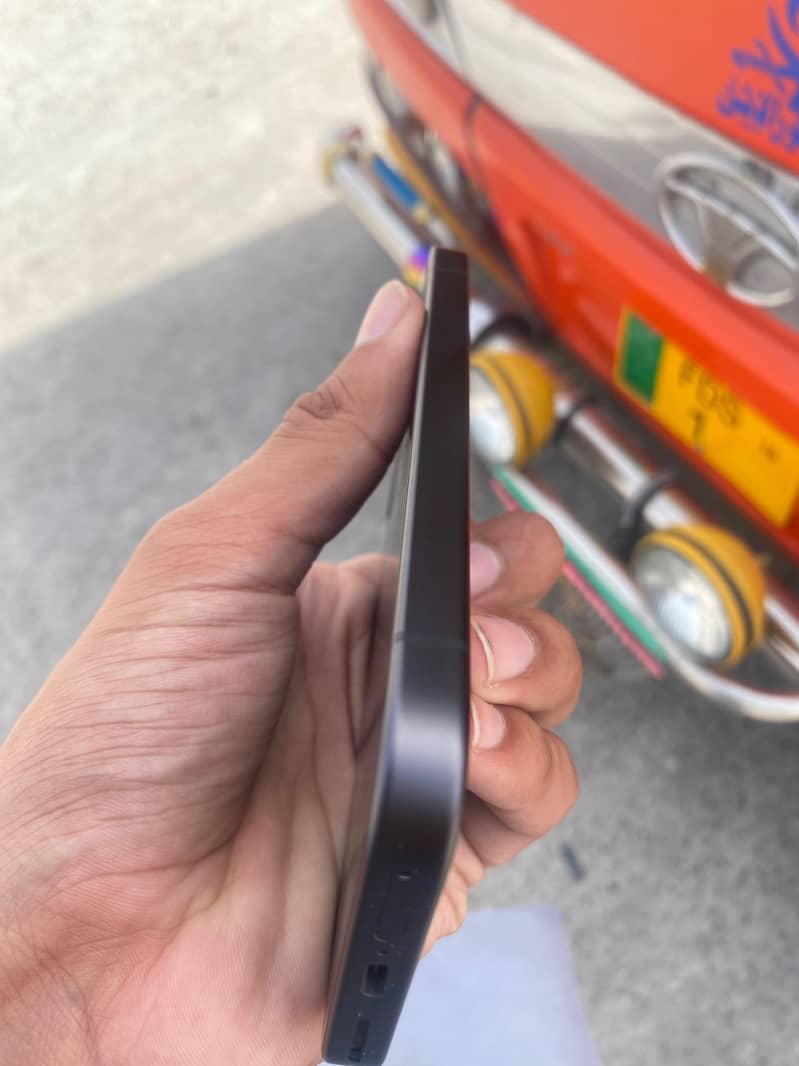 Google Pixel 9A 3