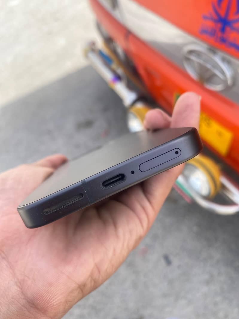 Google Pixel 9A 5