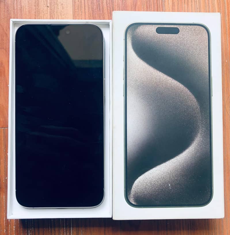 iPhone 15 Pro Max 1