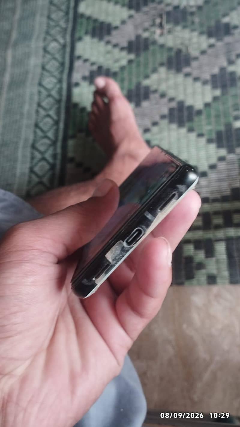 Google Pixel 6a 4