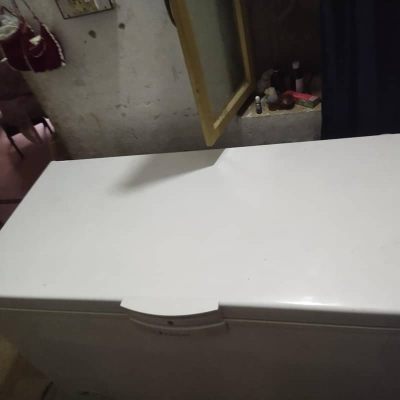 waves D freezer 3