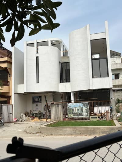 BRAND NEW LUXURY HOUSE 35x70 FOR SALE G-14/4 ISLAMABAD