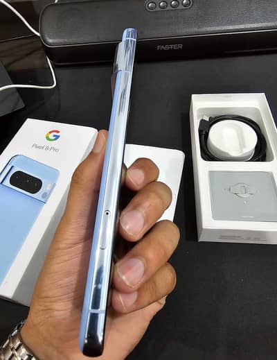 Google Pixel 8 Pro