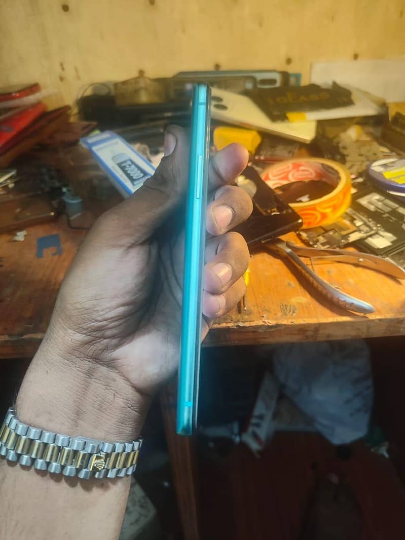 One Plus 8T 1