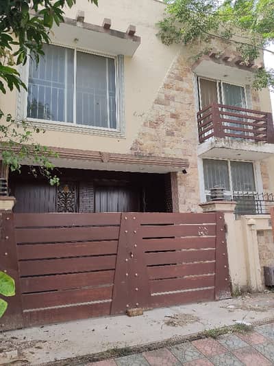 G-13/1 St 105 Corner House 25x40 Kanal Extra Land Sun Face For Sale