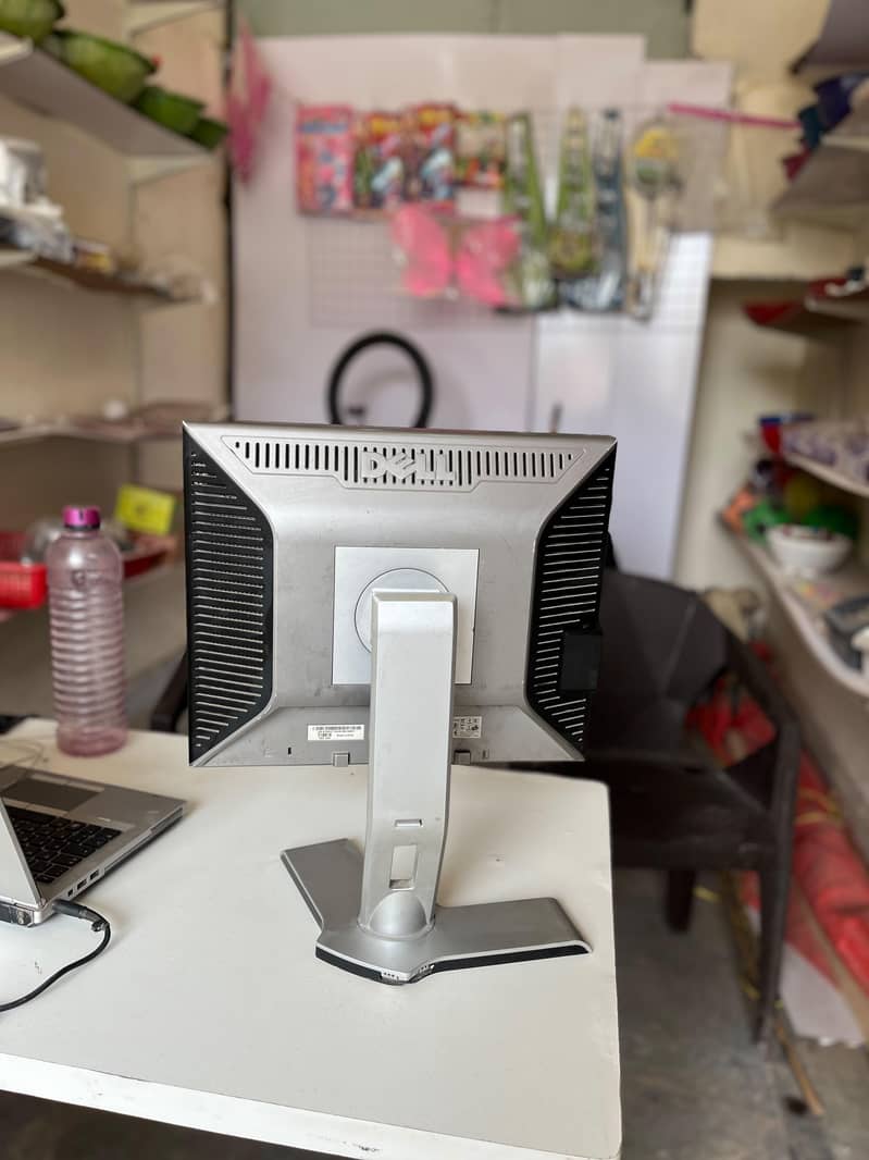 Dell LCD 4